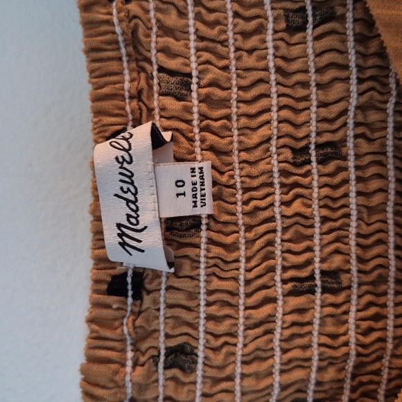 Corduroy Sweetheart Smocked-Back Top in Dot Button Frony Smocked Sleeve Size 10 - Picture 8 of 9